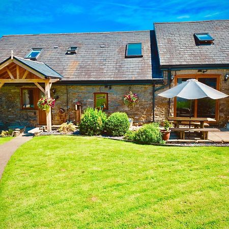 Cross Hands Beudy Bach B&B 외부 사진