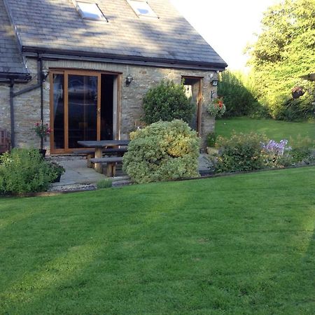 Cross Hands Beudy Bach B&B 외부 사진