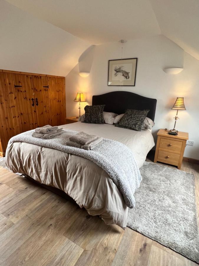 Cross Hands Beudy Bach B&B 외부 사진