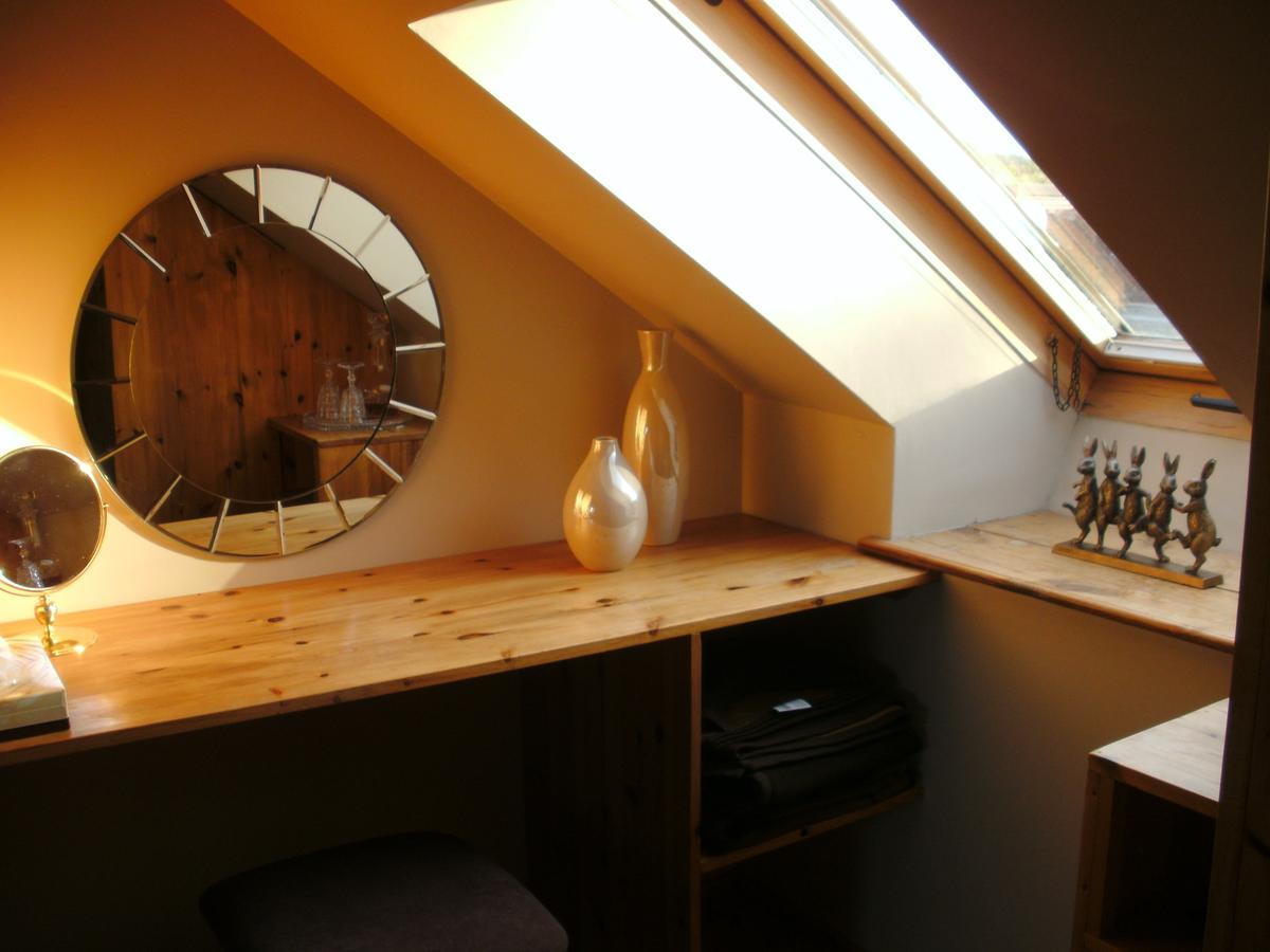 Cross Hands Beudy Bach B&B 외부 사진